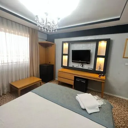 Uenaten Hotell 4*