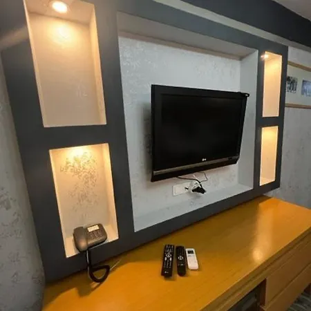 Uenaten Hotell Gaziemir