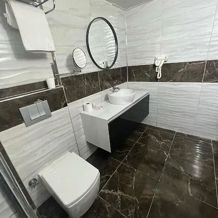 Uenaten Hotel