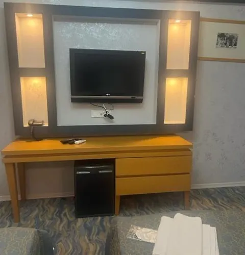 ünaten Otel Gaziemir