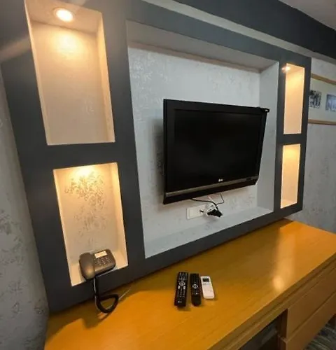 ünaten Otel Gaziemir